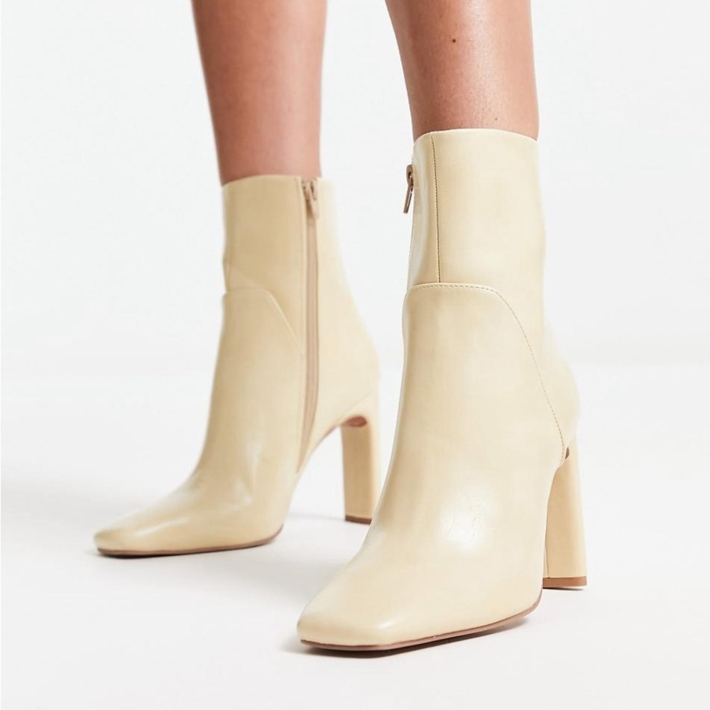 Asos Embassy Square Toe High Heeled Ankle Boots New Size 8